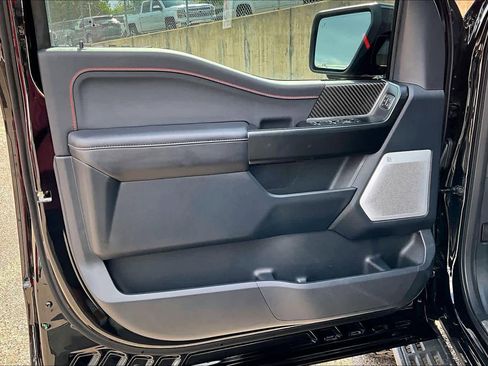 Used 2025 Ford F150 Raptor image 22