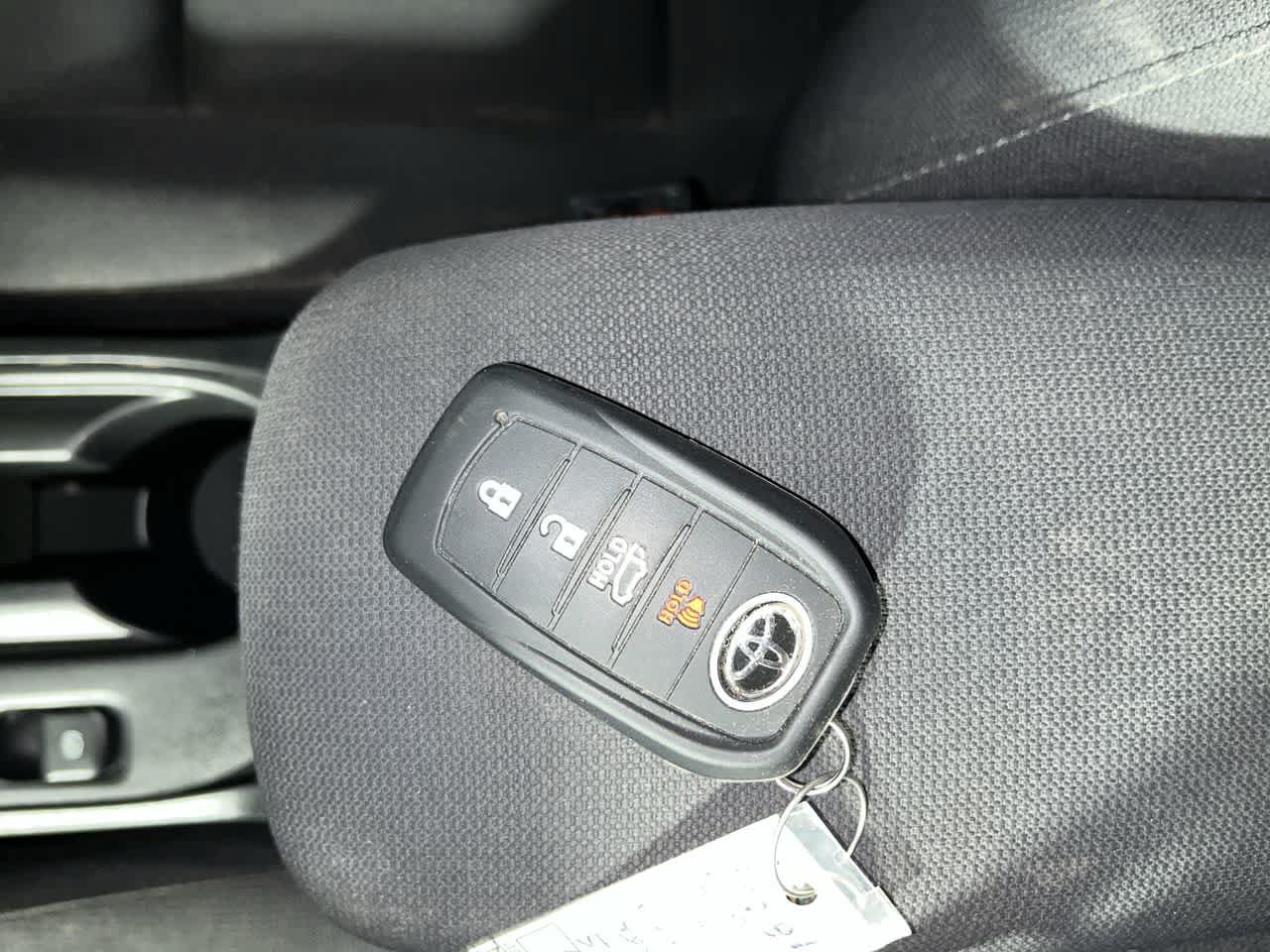 Used 2025 Toyota Corolla LE w/ LE Premium Package FWD image 22