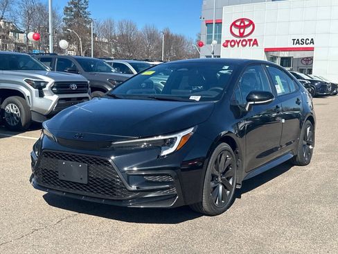 New 2026 Toyota Corolla SE image 3