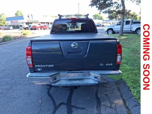 Used 2012 Nissan Frontier SL w/ Moonroof Pkg AWD/4WD image 7