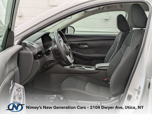 Used 2023 Nissan Sentra SV FWD image 3
