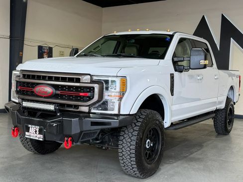 Used 2020 Ford F350 Lariat w/ Lariat Ultimate Package AWD/4WD image 1