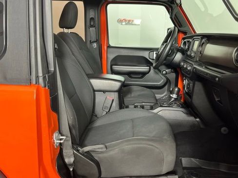 Used 2018 Jeep Wrangler Sport image 24
