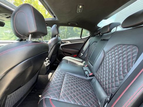 Used 2019 Genesis G70 3.3T Advanced w/ Sport Package RWD image 25