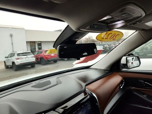 Used 2021 Chevrolet Traverse High Country image 13