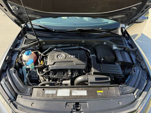 Used 2017 Volkswagen Passat 1.8T SE image 13