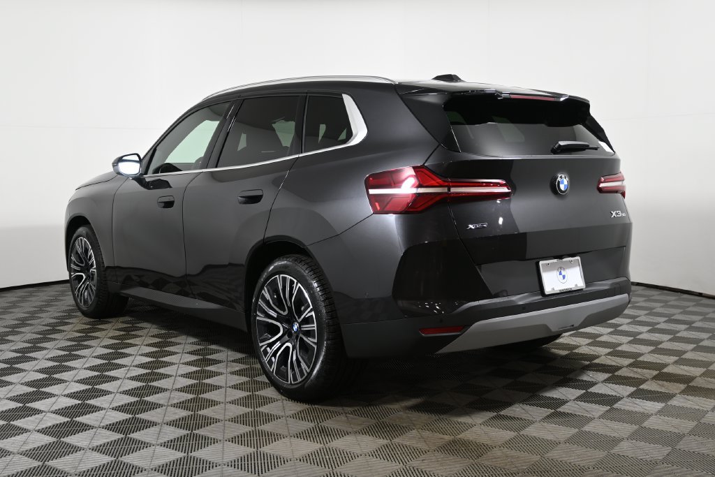 Used 2026 BMW X3 xDrive30i w/ Convenience Package AWD/4WD image 5