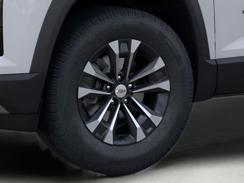 New 2026 Chevrolet Equinox LT w/ Convenience Package II image 10