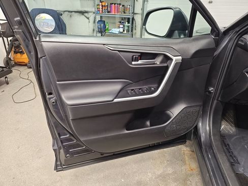 Used 2024 Toyota RAV4 XLE image 16