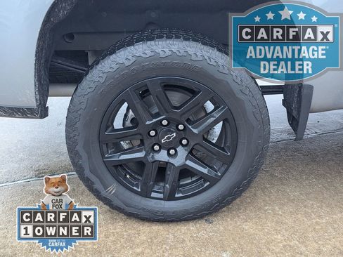Used 2025 Chevrolet Silverado 1500 LT Trail Boss w/ Convenience Package II AWD/4WD image 4