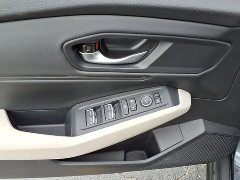 Used 2025 Honda Accord SE image 12