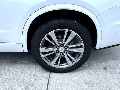 Used 2021 Cadillac XT6 Premium Luxury image 25