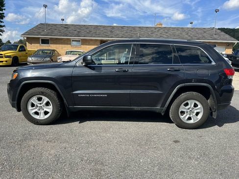 Used 2015 Jeep Grand Cherokee Laredo w/ Quick Order Package 23E AWD/4WD image 7