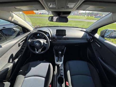Used 2017 Toyota Yaris iA FWD image 40