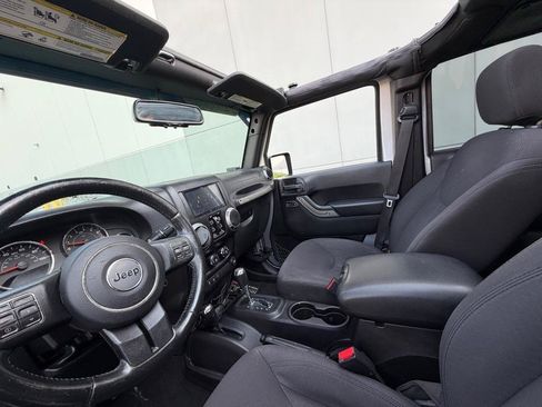Used 2016 Jeep Wrangler Unlimited Sport w/ Quick Order Package 24S AWD/4WD image 42