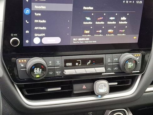 Used 2024 Toyota Grand Highlander XLE image 16