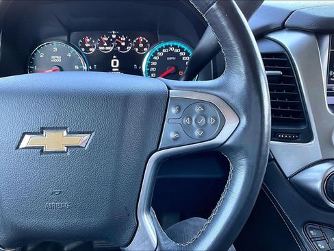 Used 2017 Chevrolet Suburban Premier AWD/4WD image 7