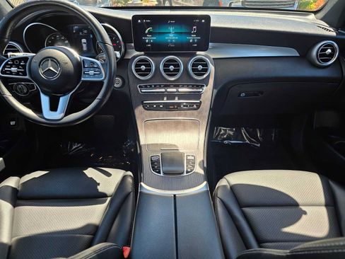 Used 2022 Mercedes-Benz GLC 300 image 19