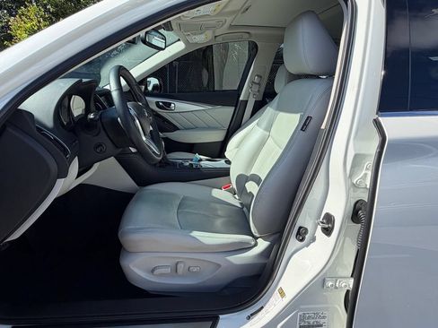 Used 2024 INFINITI Q50 Luxe w/ Cargo Package RWD image 12