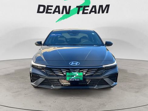 New 2026 Hyundai Elantra SEL Sport Premium FWD image 2