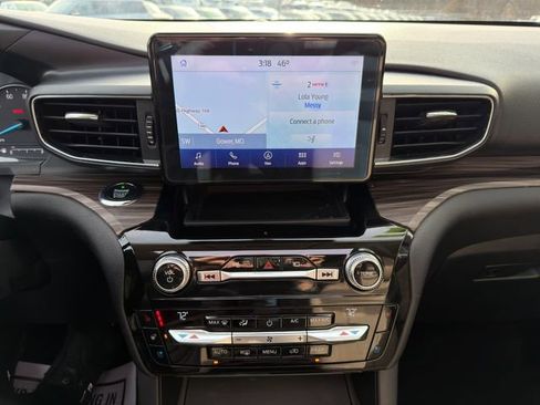 Used 2021 Ford Explorer Limited w/ Hybrid Equipment Group 310A image 26