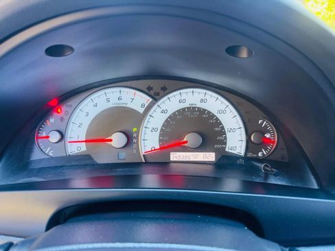 Used 2011 Toyota Camry SE image 14