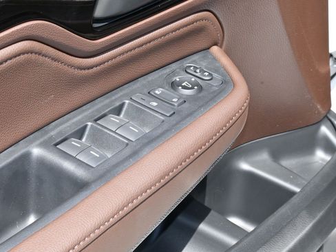 New 2025 Honda Odyssey Touring image 15