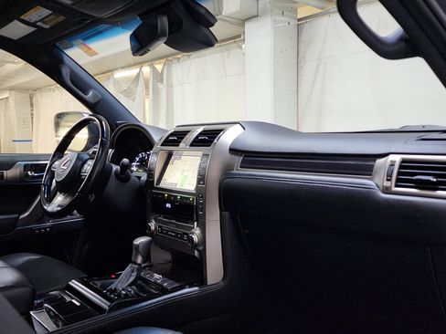 Used 2021 Lexus GX 460 Premium image 22