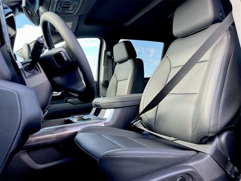 New 2025 Chevrolet Silverado 3500 LTZ w/ LTZ Plus Package image 17