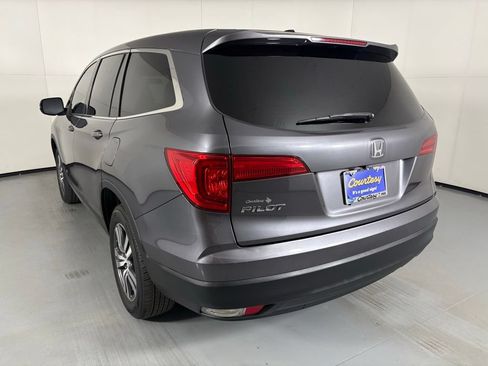 Used 2017 Honda Pilot EX image 6