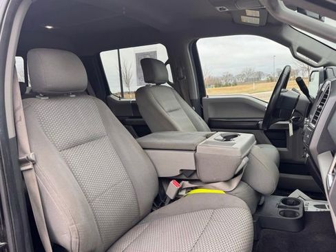 Used 2016 Ford F150 XLT w/ Equipment Group 302A Luxury AWD/4WD image 25