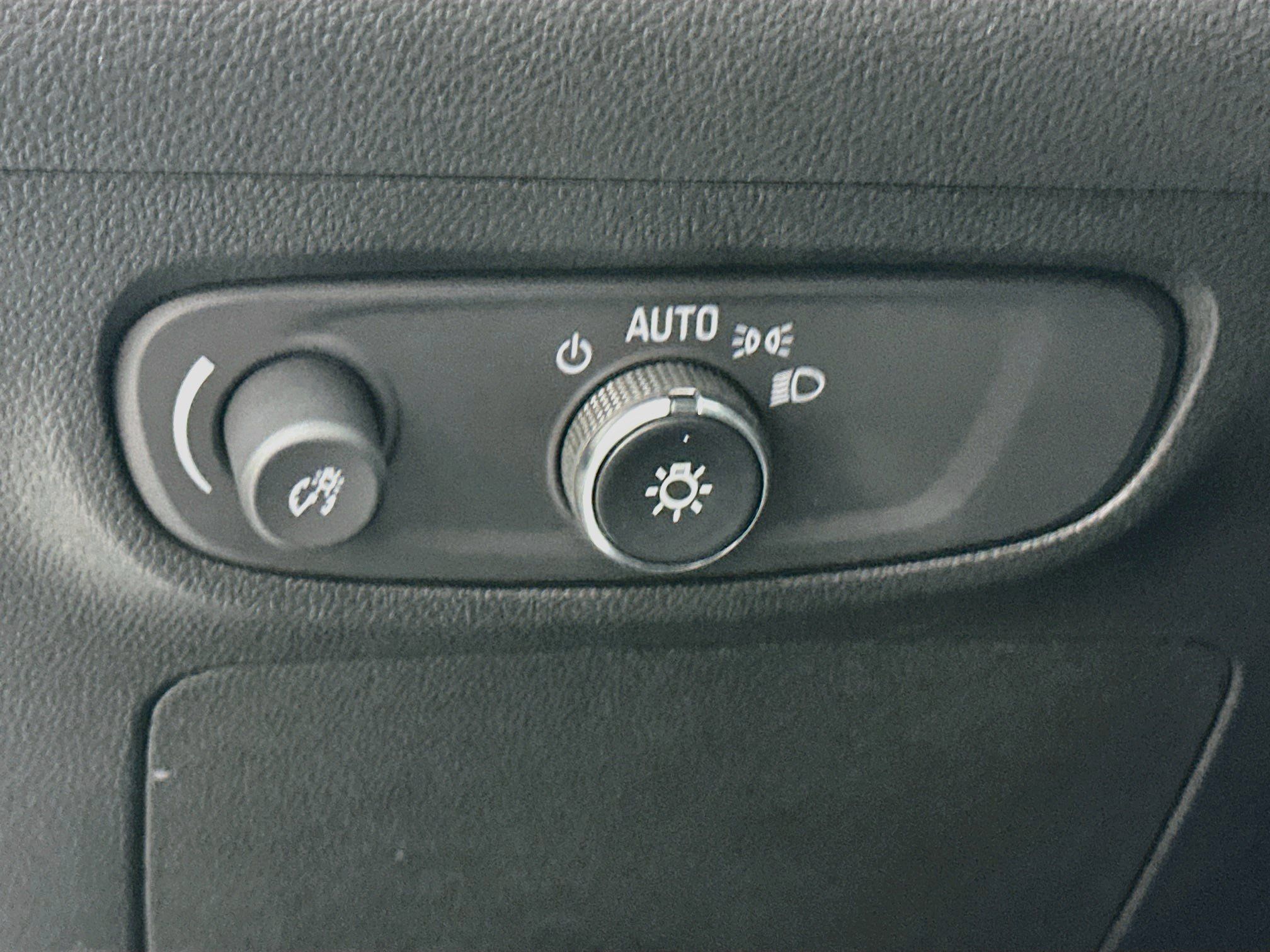 Used 2026 Buick Encore GX Preferred FWD image 17