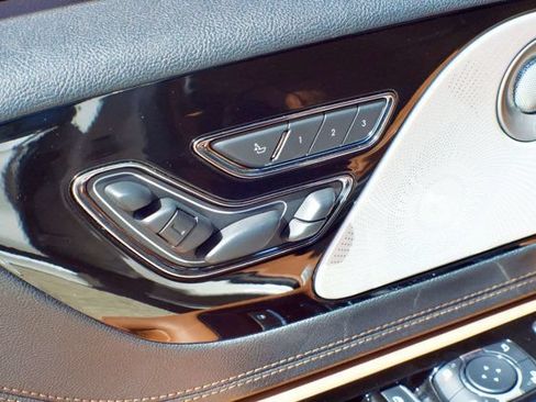 Used 2025 Lincoln Aviator Black Label w/ Jet Appearance Package AWD/4WD image 36