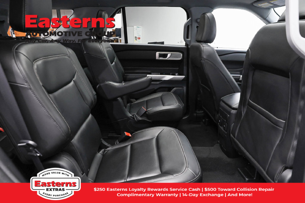 Used 2024 Ford Explorer XLT w/ Equipment Group 202A AWD/4WD image 24