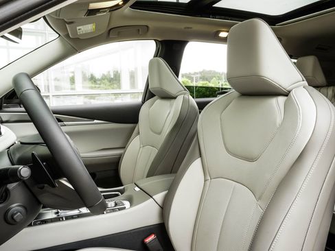New 2027 INFINITI QX60 Luxe FWD image 37