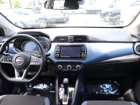 Used 2025 Nissan Versa SV FWD image 16