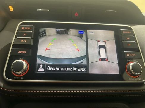 Used 2019 Nissan Kicks SR w/ SR Premium Package FWD image 13