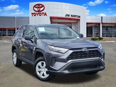 Used 2025 Toyota RAV4 LE image 1