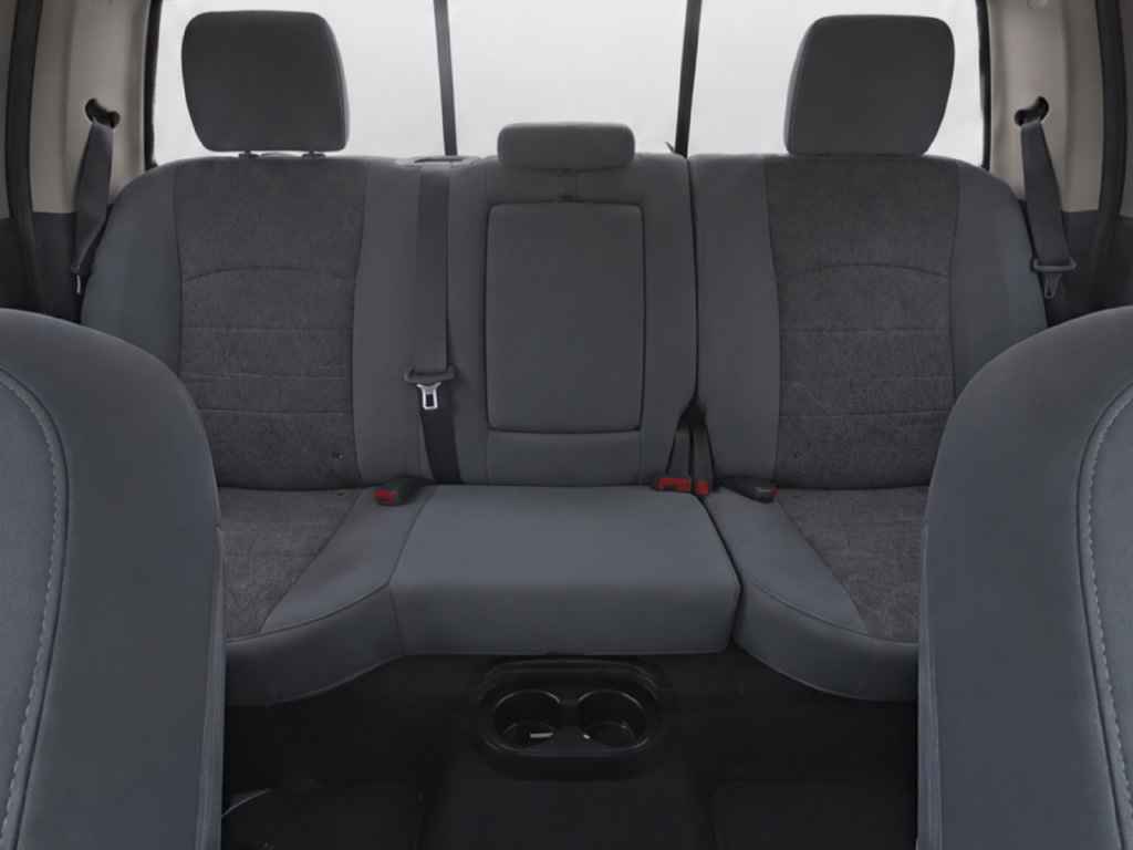 Used 2019 RAM 1500 Big Horn RWD image 15