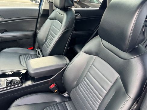 Certified 2023 Kia Sportage SX FWD image 5