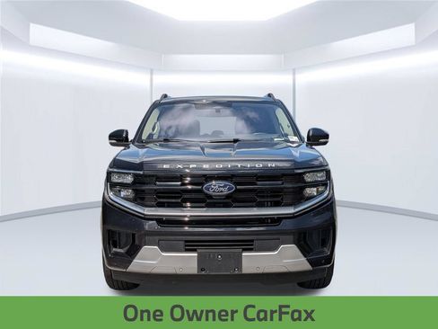 Used 2025 Ford Expedition Platinum AWD/4WD image 11