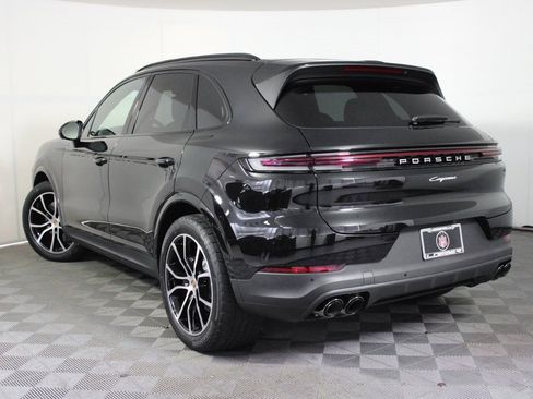 New 2026 Porsche Cayenne image 3