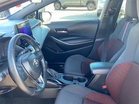 Used 2025 Toyota Corolla SE image 19