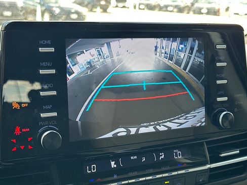 Certified 2022 Toyota Sienna XLE AWD/4WD image 20