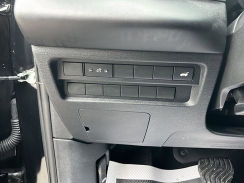 Used 2024 Mitsubishi Outlander Sport ES image 11