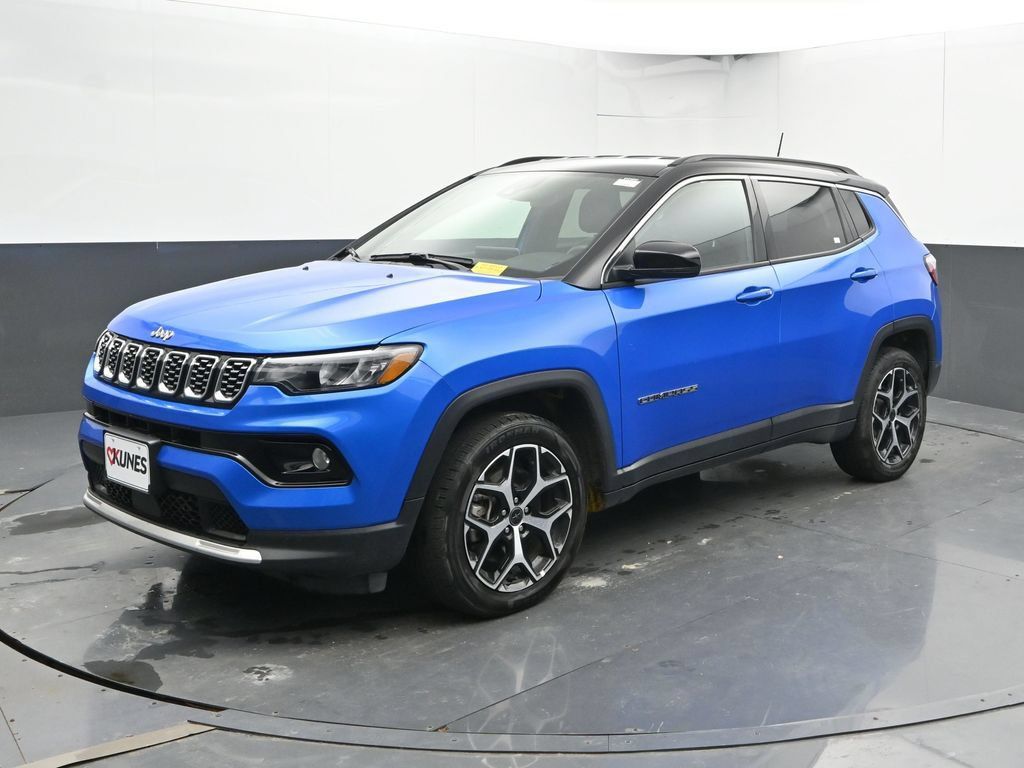 Used 2025 Jeep Compass Limited AWD/4WD image 8