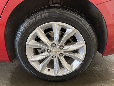 Used 2024 Chevrolet Malibu LT image 32