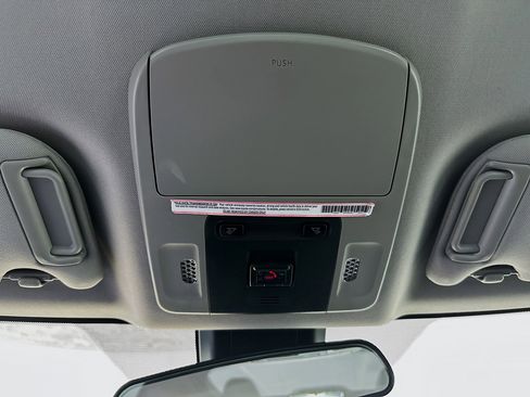 Used 2023 Toyota Camry SE FWD image 18