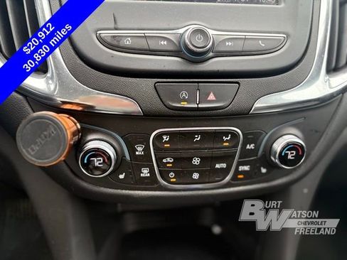 Used 2023 Chevrolet Equinox LT image 18