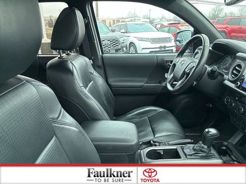 Certified 2020 Toyota Tacoma TRD Off-Road w/ TRD Premium Off Road Package image 26